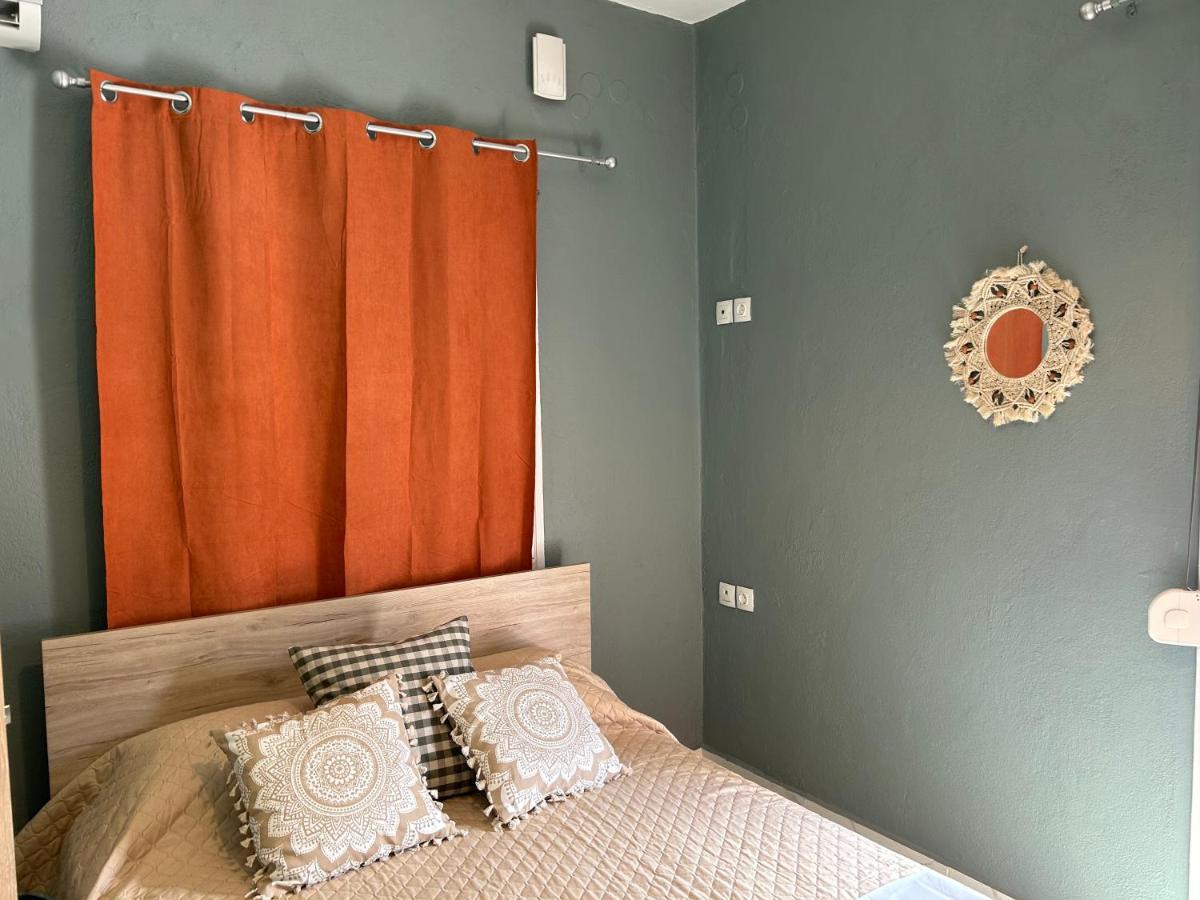 Zeusplace Akti Apartament *